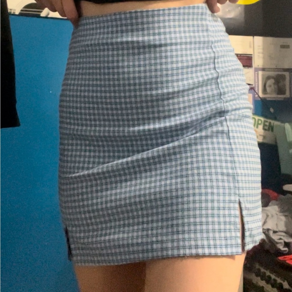 Brandy Melville skirt, new condition